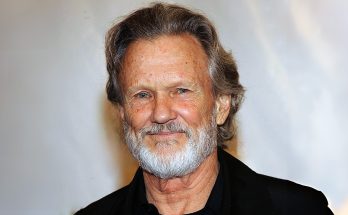 Kris Kristofferson's Wife Stood by Him for 41 Years, Even When He Lost His Memory — What Does the Blonde Lady with Blue Eyes Look Like?